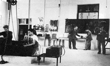 Το ηλεκτροτεχνουργείο.