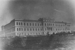 Παπάφειο - 1903